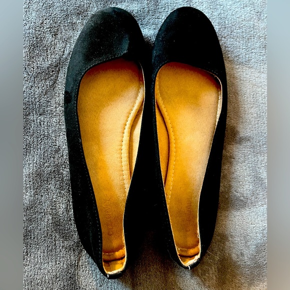 Old Navy Black Size 9 Ballet Flats - Picture 1 of 2